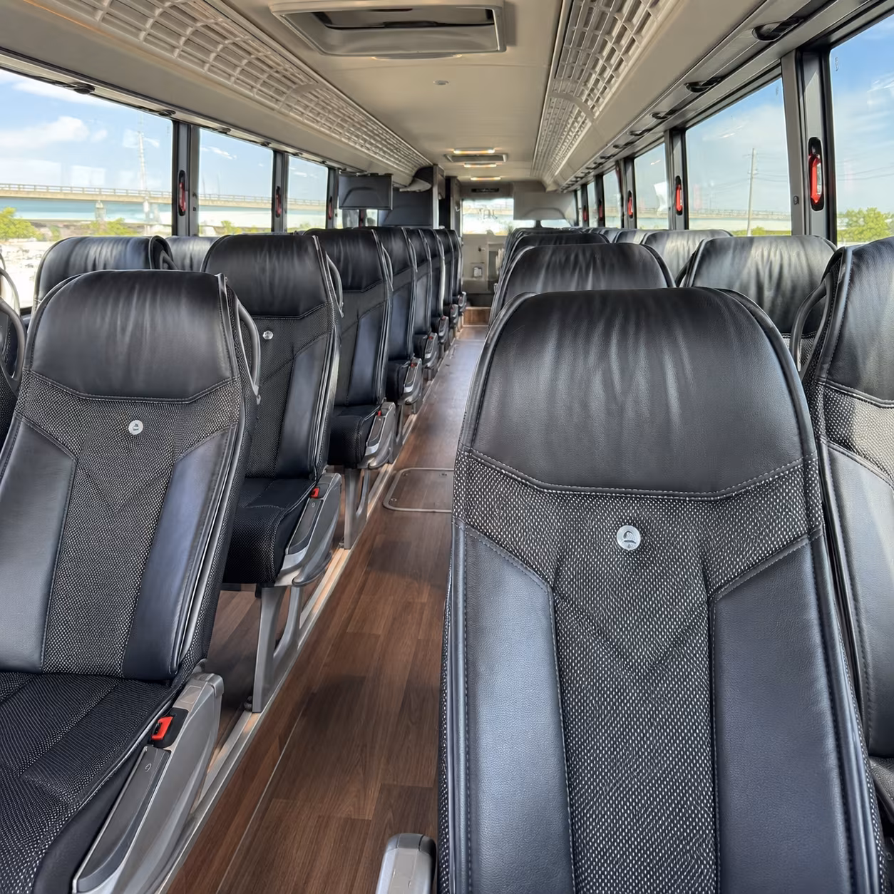 charter buses for corporate events and conference shuttles in el monte