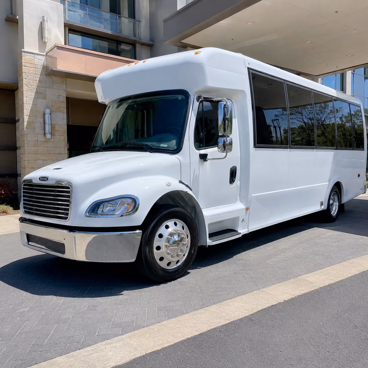 easily book transportation for your next airport transfer 3