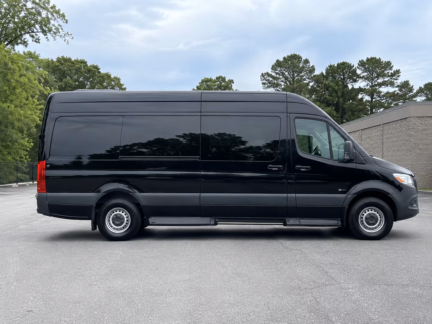 easily book transportation for your next bachelor or bachelorette party 2