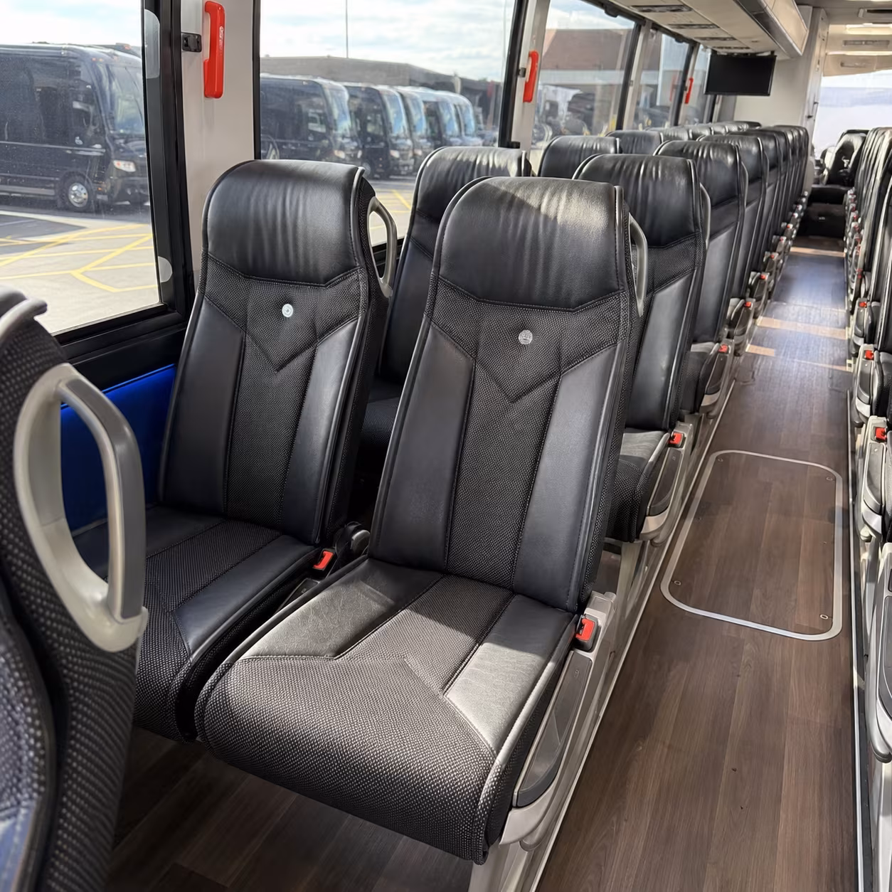 easily book transportation for your next prom 3