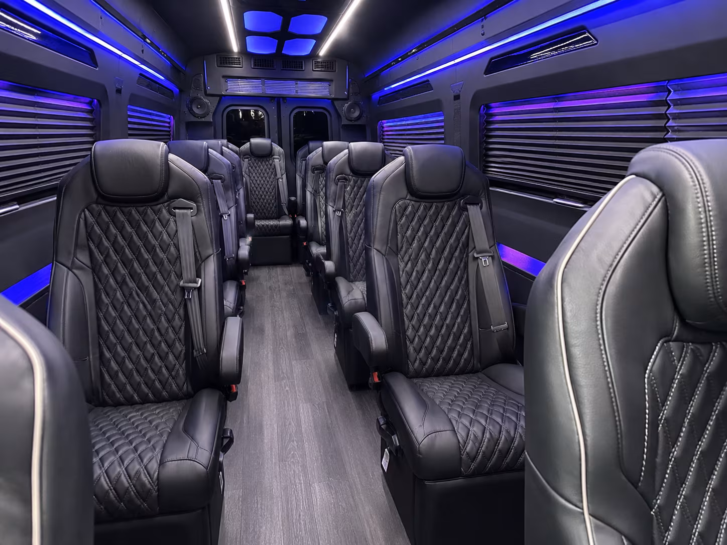 easily book transportation for your next sporting event 1