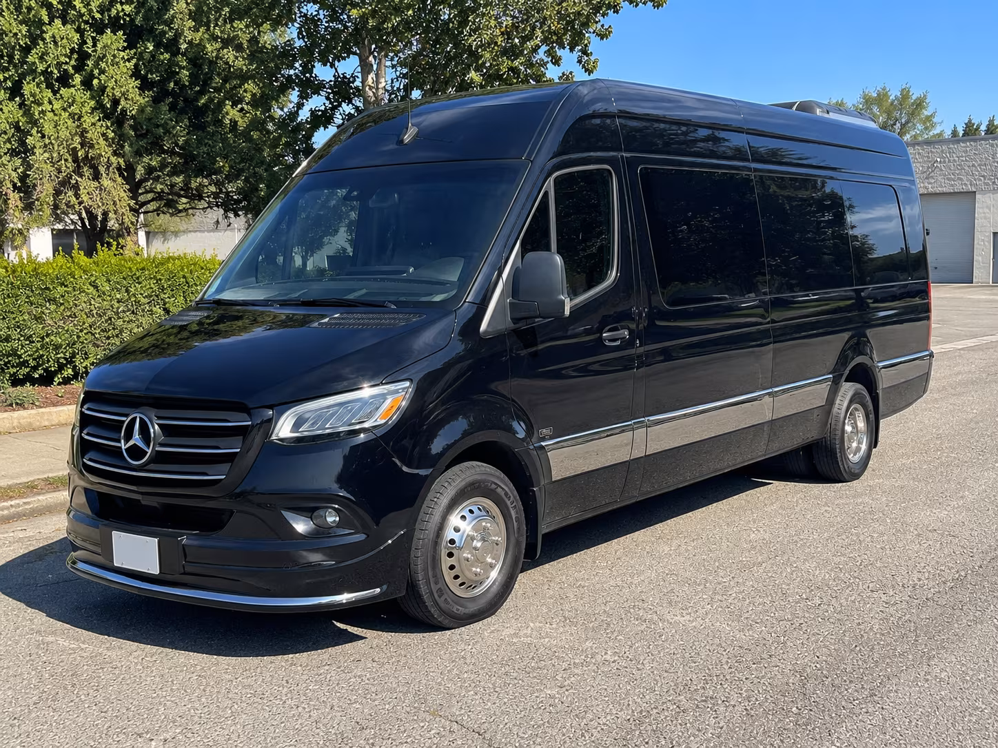 easily book transportation for your next wedding 1