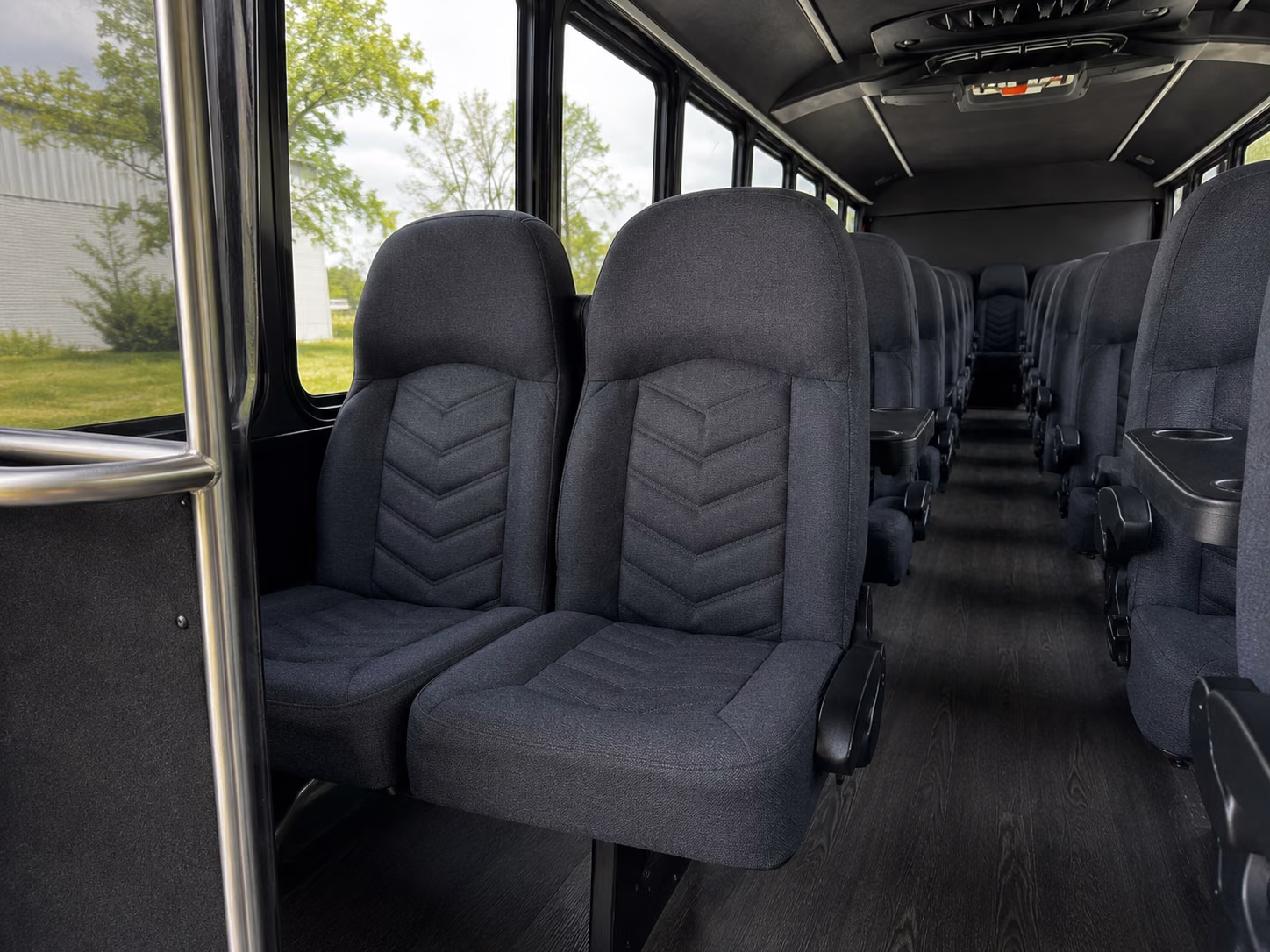 el monte 20 passenger minibus inside