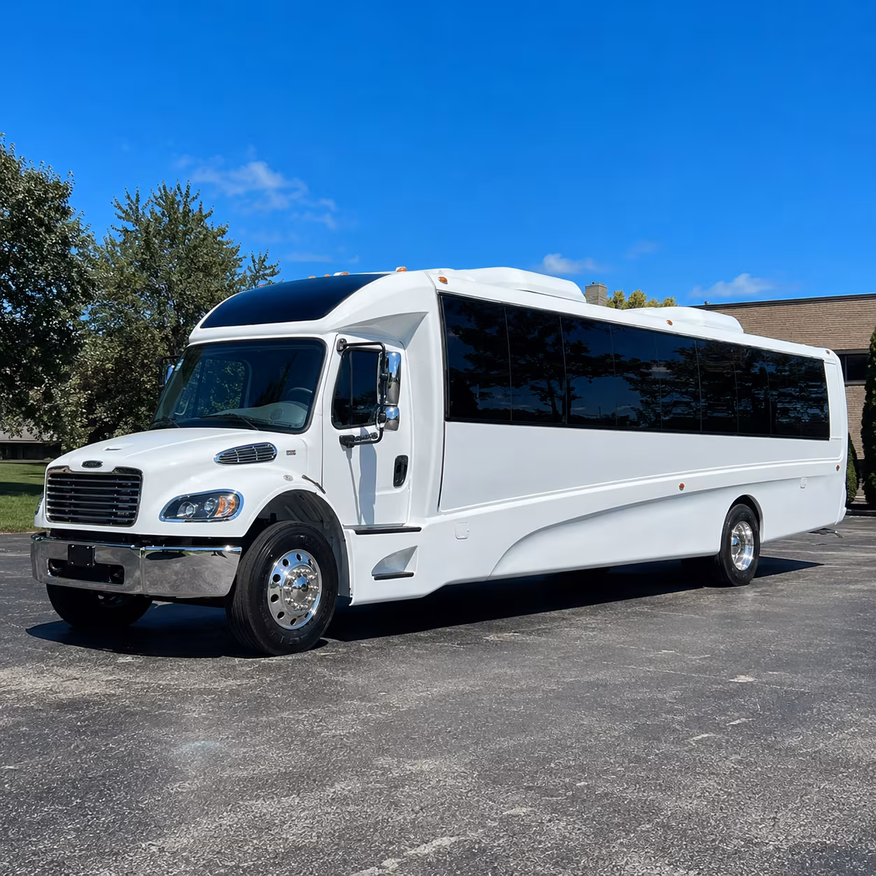 el monte 20 passenger minibus