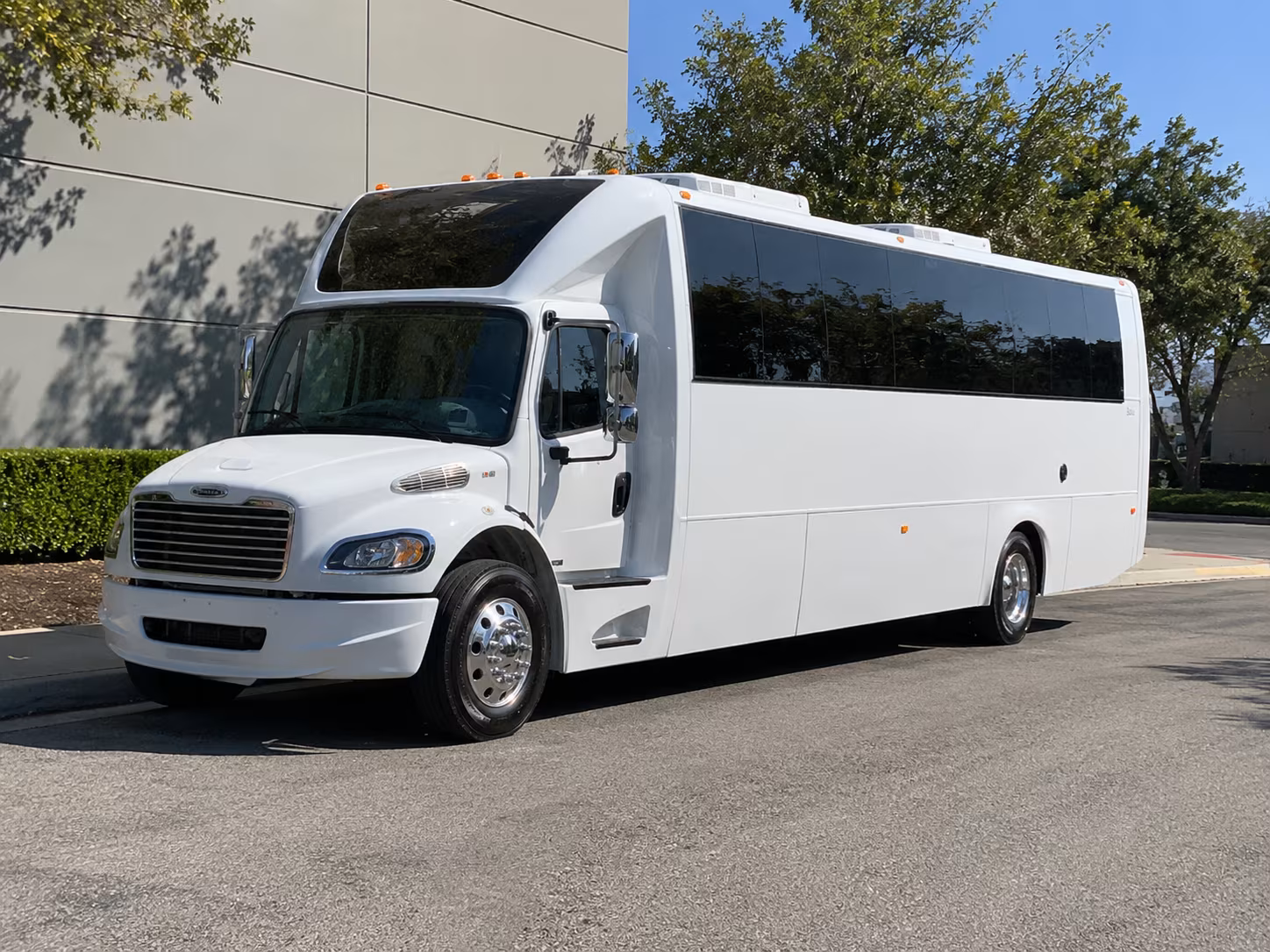 field trip transportation to aquariums zoos and nature centers near el monte
